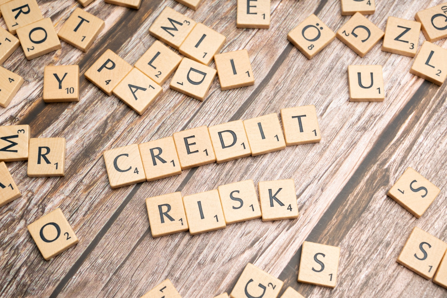 How a Fraudster Operates: A Detailed Overview